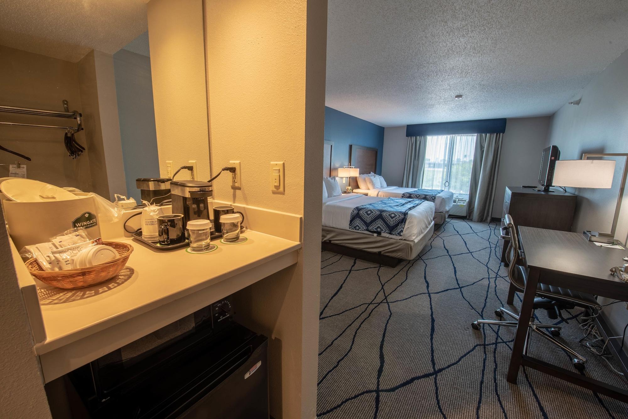 Hotel Wingate By Wyndham Indianapolis Airport Plainfield Exterior foto
