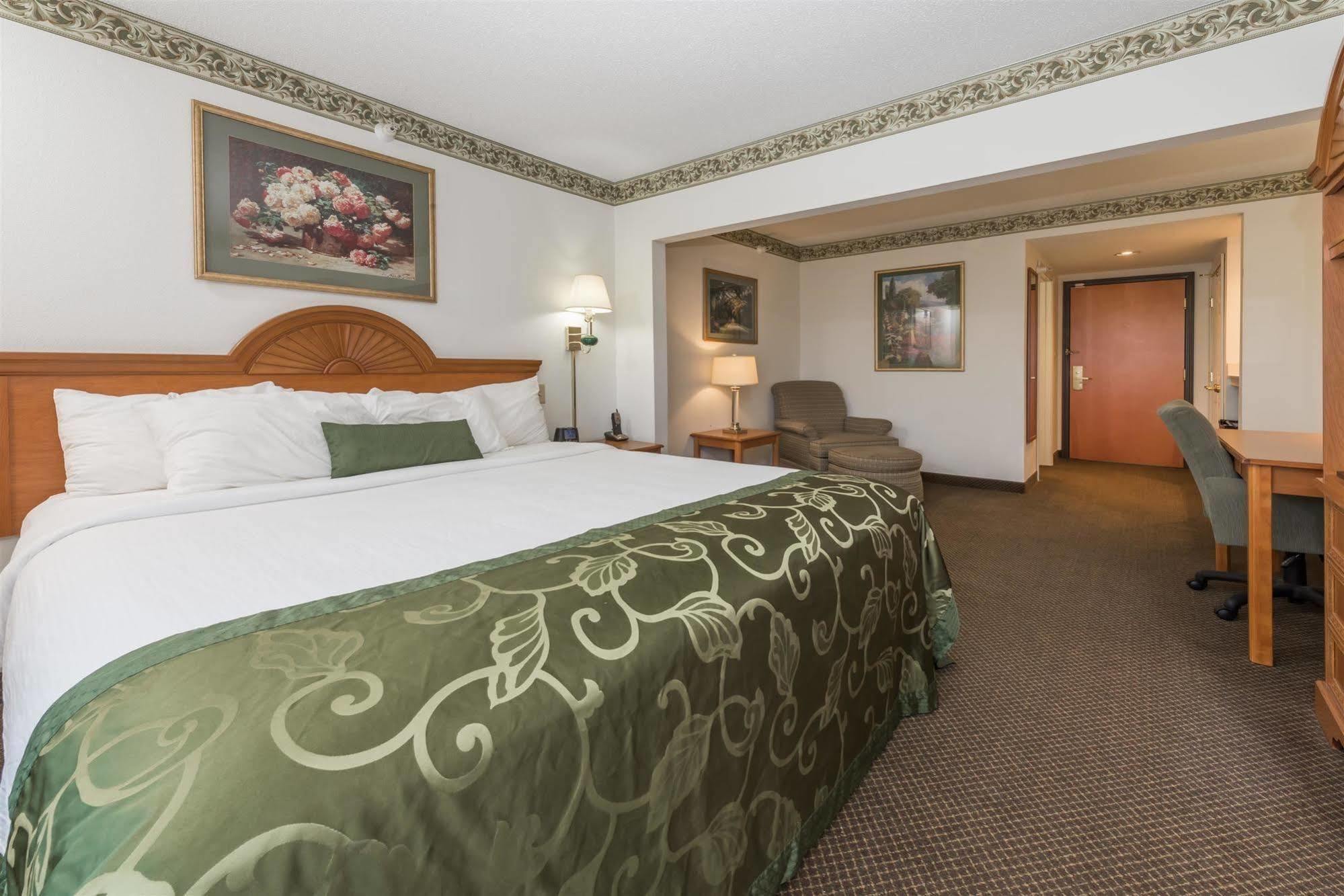 Hotel Wingate By Wyndham Indianapolis Airport Plainfield Exterior foto